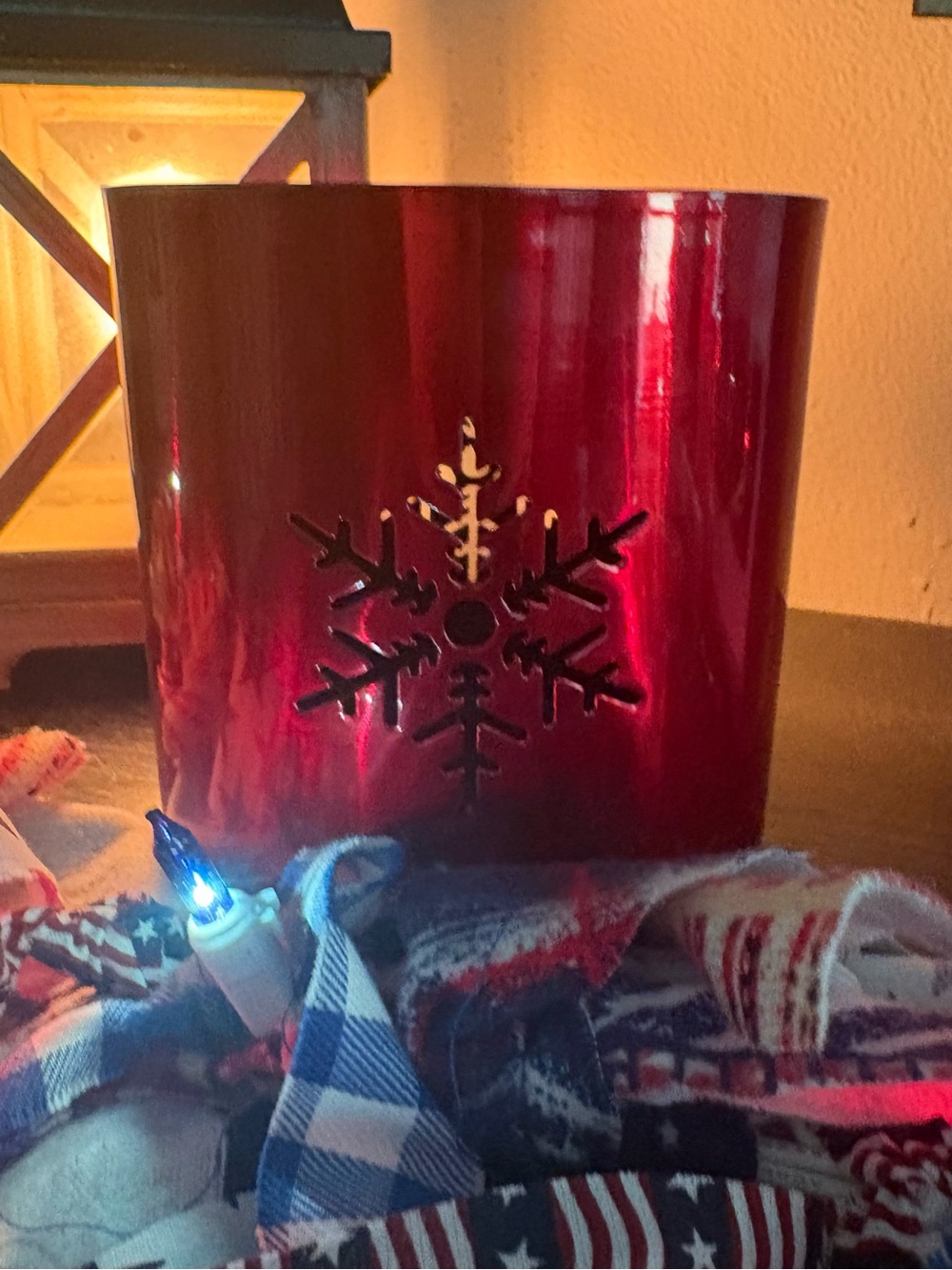 Holiday Red Glass Snowflake floated/Candle/candy 
Holder - Unbranded